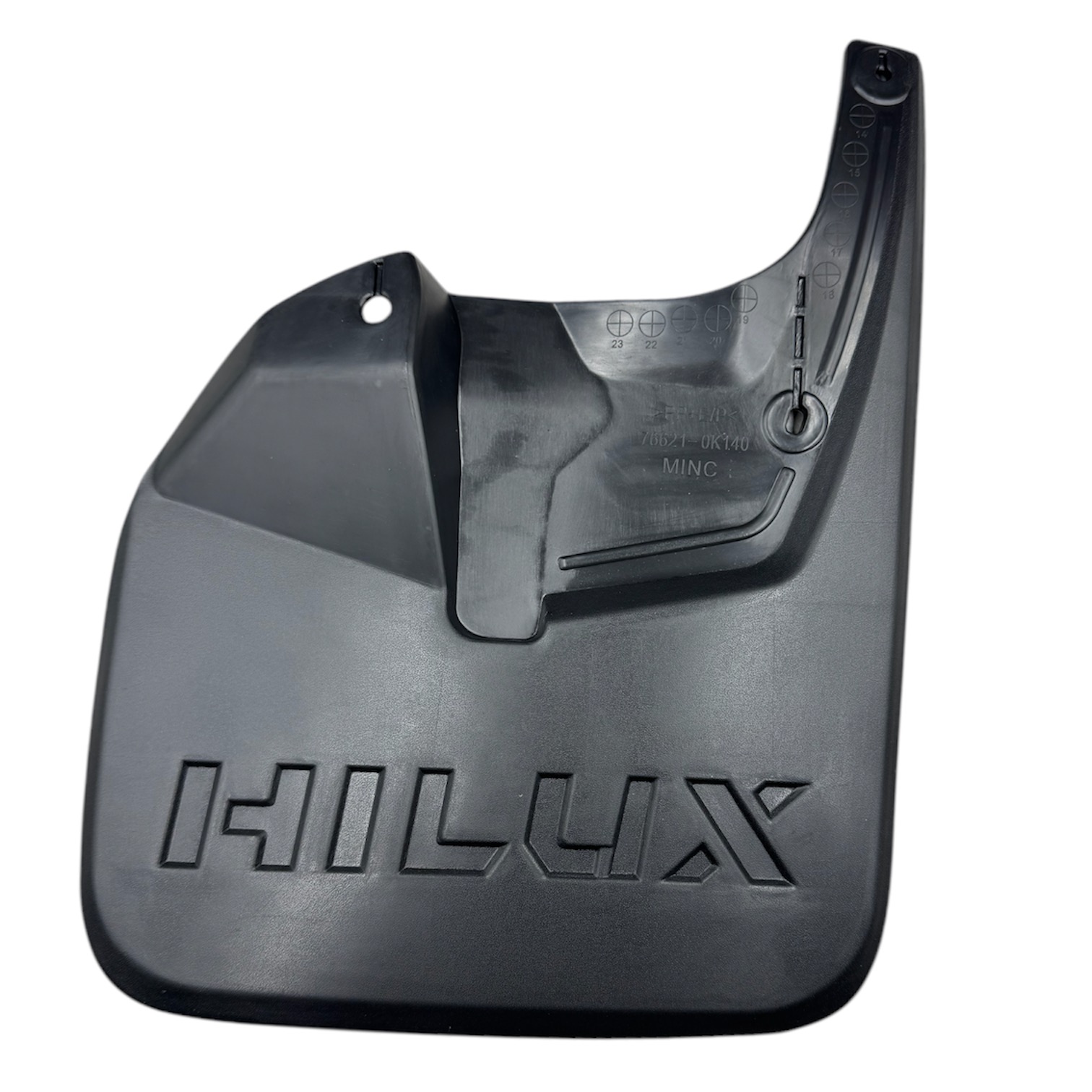 PAÇALIK HILUX REVO 15-21 ÖN RH
